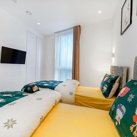 Apartmán Warmly Relaxed Apart, 5Beds, 5Mins Walk To Tube Station, 10Mins To Westend, Ctral Londýn Exteriér fotografie